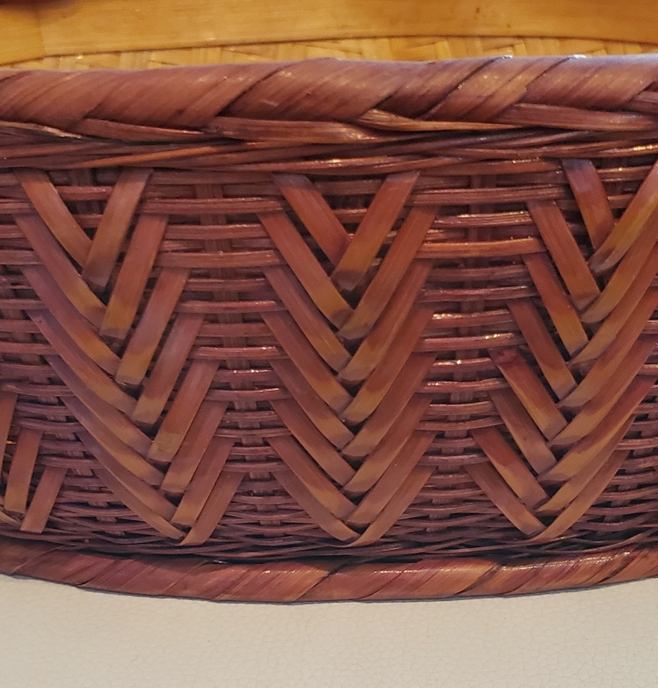 Vintage Handwoven Animal Basket - Picture 15 of 16